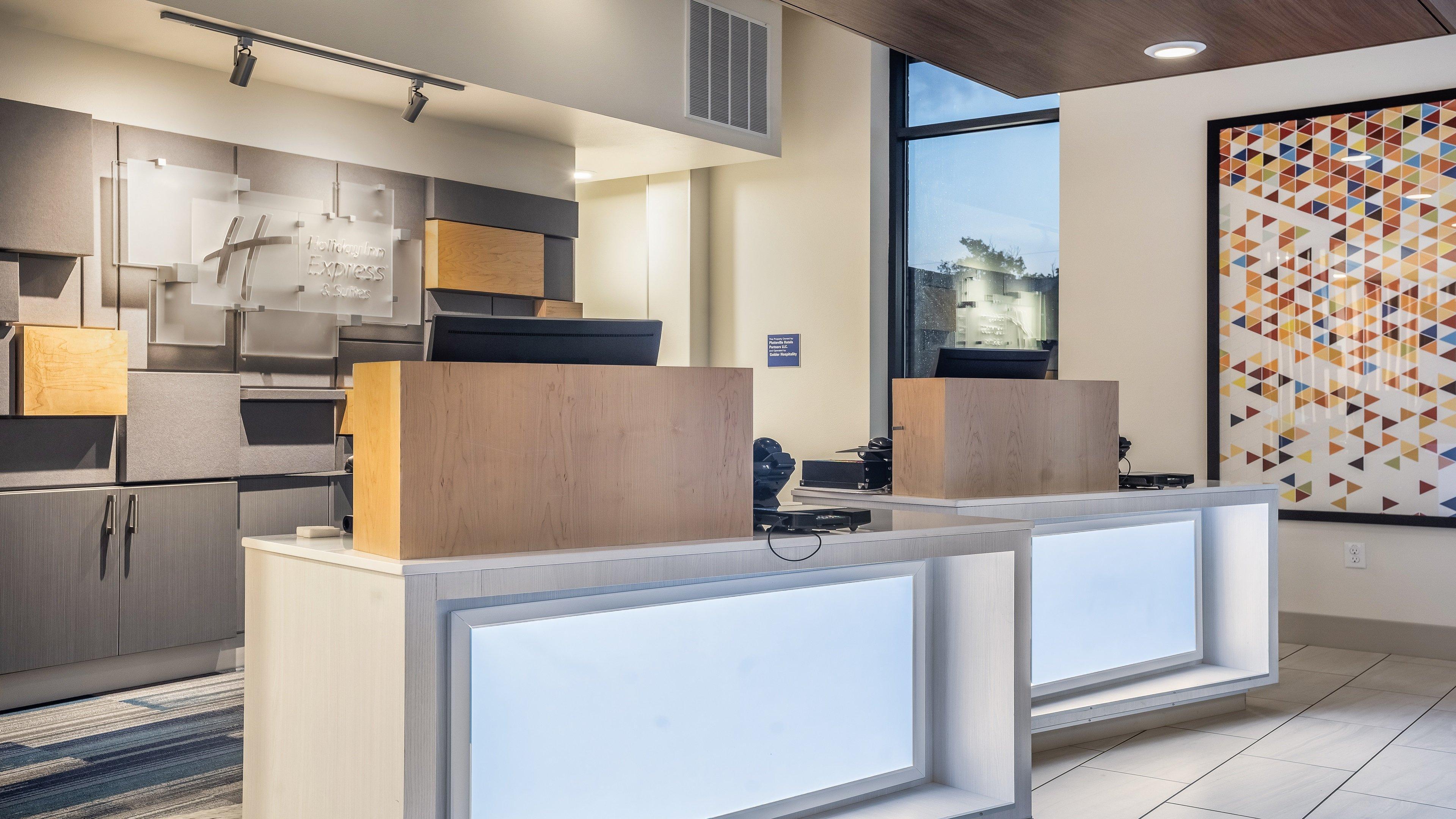 Holiday Inn Express & Suites Platteville By Ihg Екстериор снимка