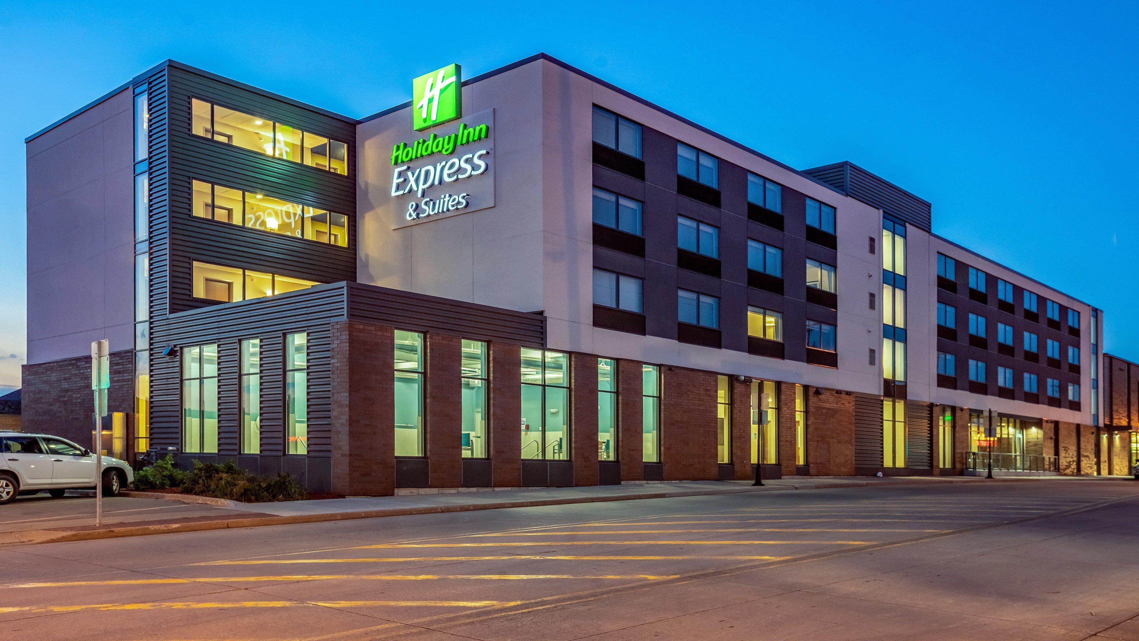 Holiday Inn Express & Suites Platteville By Ihg Екстериор снимка
