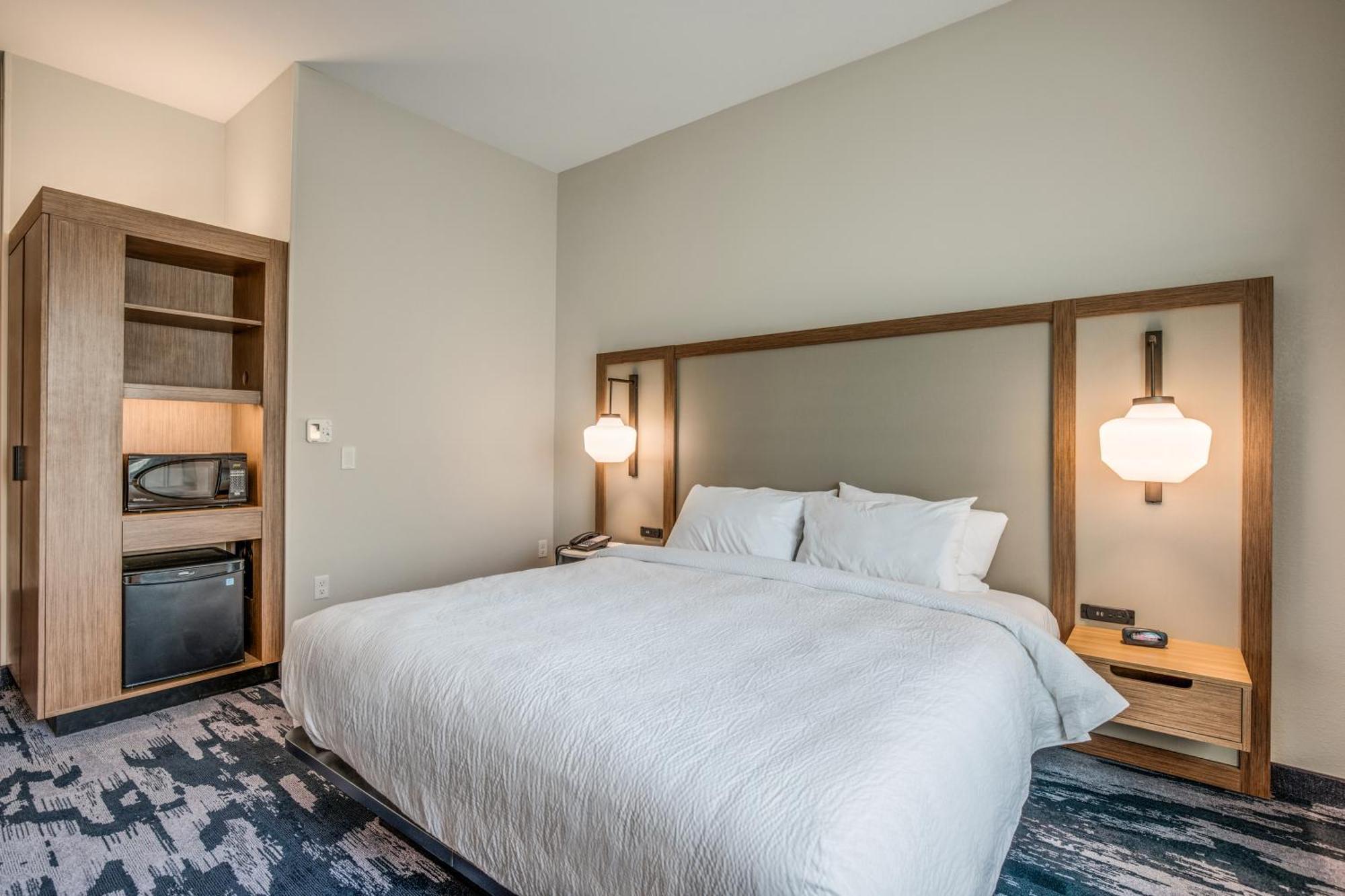 Holiday Inn Express & Suites Platteville By Ihg Екстериор снимка